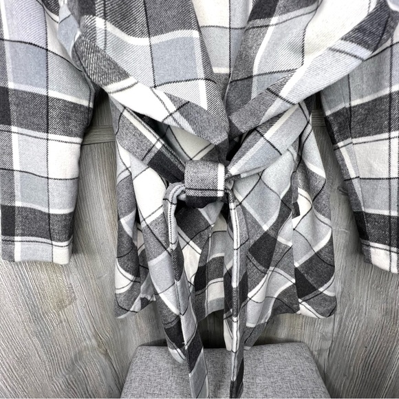 Matilda Jane Check it Twice Plaid Cardigan - Picture 3 of 8